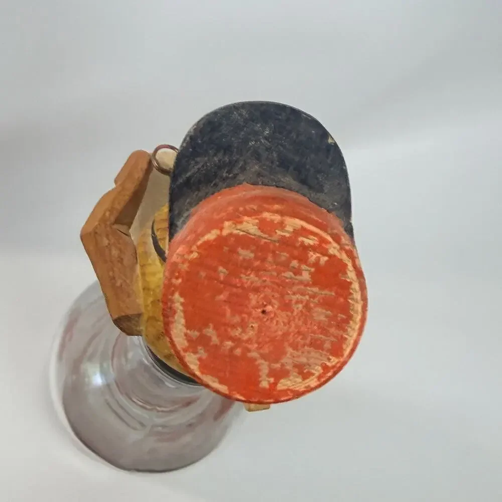 Anri Vintage Mechanical Bottle Stopper Carved Wood Cork‎ Base
